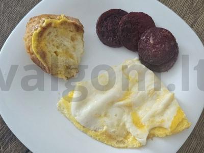 Skrebučiai su kiaušiniene pusryčiams pagrindine nuotrauka