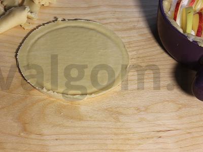 Namų smėlinis pyragas su rikota, obuoliais ir medumi Žingsnis 7