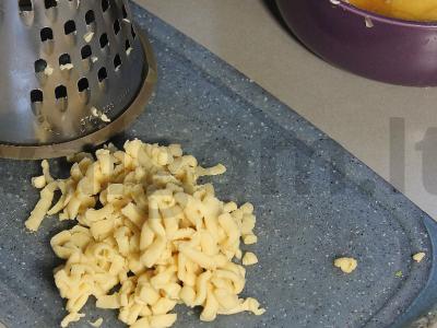 Namų smėlinis pyragas su rikota, obuoliais ir medumi Žingsnis 10