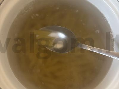 Makaronai su sviestu ir žolelėmis Žingsnis 2