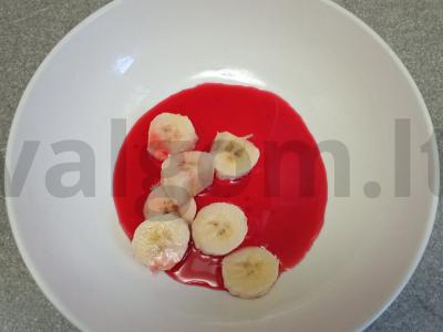 Pieninis kokteilis su bananais, avietėmis ir tapioka Žingsnis 2