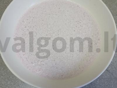 Pieninis kokteilis su bananais, avietėmis ir tapioka Žingsnis 5