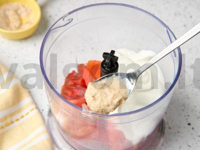 Sumuštinių pasta iš silpnai sūdyto upėtakio Žingsnis 2