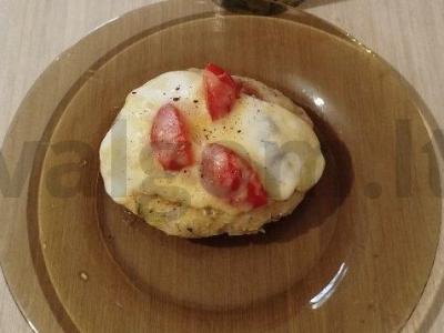 Vištienos kotletai su mocarela ir vyšniniais pomidorais pagrindine nuotrauka