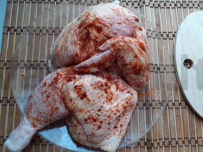 Vištiena su paprika, gvazdikėliais ir česnaku Žingsnis 2