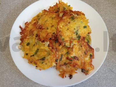 Bulviniai blynai su voveraitėmis ir žaliu svogūnu Žingsnis 12