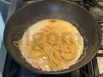 Makaronai su lydytu sūriu ir bekonu Žingsnis 3