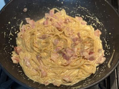 Makaronai su lydytu sūriu ir bekonu Žingsnis 4