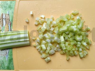 Salotos su kalmaru, kukurūzais ir apelsinu Žingsnis 4