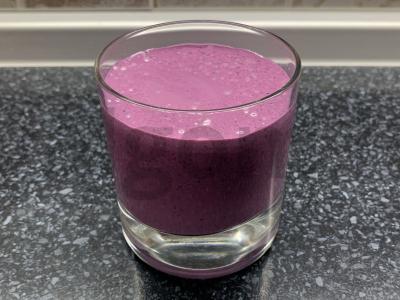 Smuzi su grikių dribsniais, varške ir juodąja serbentu Žingsnis 4