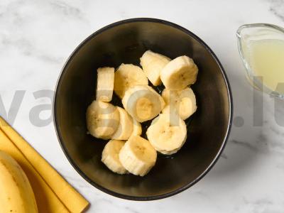 Bananų karamelė Žingsnis 1