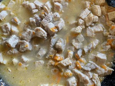 Pomidorų troškinys iš kiaulienos Žingsnis 3