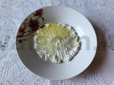 Varškės-sūrio blynai „A-la tingus khachapuri“ keptuvėje Žingsnis 2