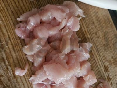 Pekino kopūstas su ryžiais, vištiena ir pomidorų-grietinės padažu Žingsnis 4