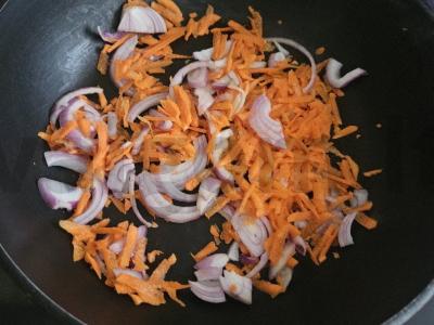 Pekino kopūstas su ryžiais, vištiena ir pomidorų-grietinės padažu Žingsnis 5