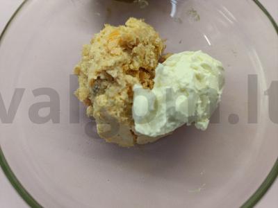 Žuvies užkandis ant krekerių Žingsnis 1