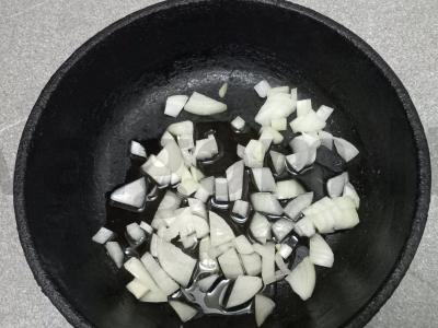 Voveraitės su vištienos krūtinėle, keptos po mocarela Žingsnis 1