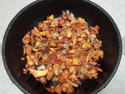 Voveraitės su vištienos krūtinėle, keptos po mocarela Žingsnis 4