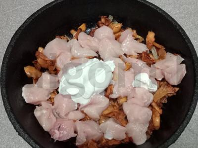 Voveraitės su vištienos krūtinėle, keptos po mocarela Žingsnis 6