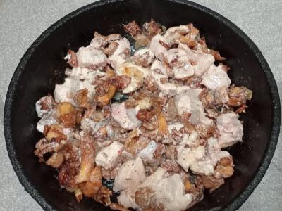 Voveraitės su vištienos krūtinėle, keptos po mocarela Žingsnis 8