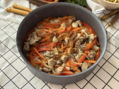 Patingėjęs lagmanas su vištiena Žingsnis 9