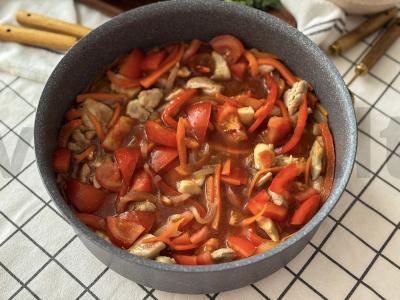 Patingėjęs lagmanas su vištiena Žingsnis 10