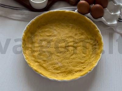 Tortas su vaisiais ir želė Žingsnis 5