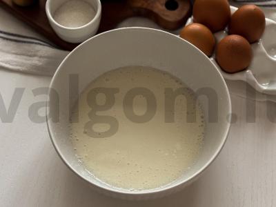 Tortas su vaisiais ir želė Žingsnis 7