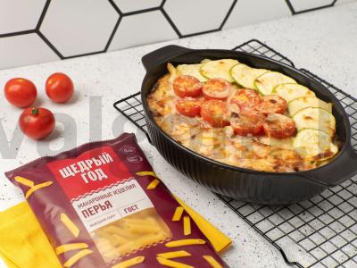 Makaronų ir daržovių apkepas pagrindine nuotrauka