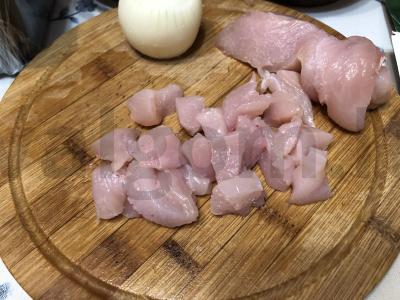 Šampinjonai su vištiena puoduose Žingsnis 2