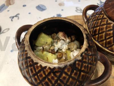 Šampinjonai su vištiena puoduose Žingsnis 8