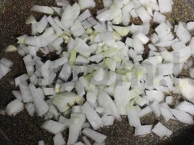 Juliens su vištienos filė, sūriu ir pievagrybiais Žingsnis 2