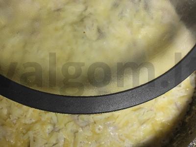 Juliens su vištienos filė, sūriu ir pievagrybiais Žingsnis 11