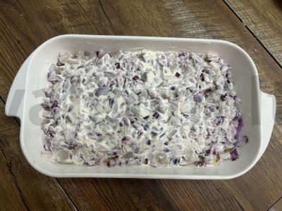 Silkė po šubomis su raudonuoju svogūnu Žingsnis 5