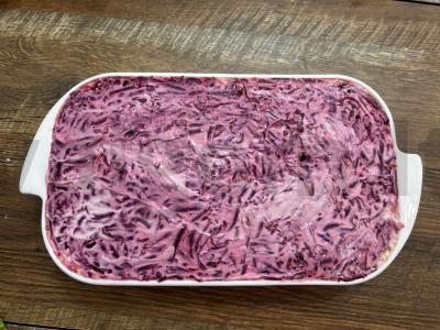 Silkė po šubomis su raudonuoju svogūnu Žingsnis 11