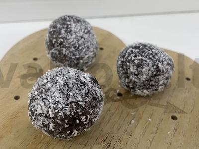 Kokosiniu drožlių biskvitiniai saldainiai pagrindine nuotrauka