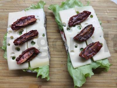 Sumuštiniai su sūriu, džiovintais pomidorais ir imbieru Žingsnis 5