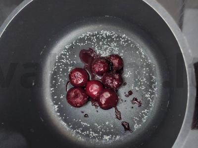 Avižinė košė su pienu ir vyšniomis Žingsnis 6