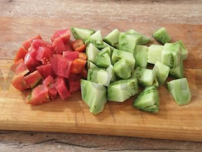 Užkandis iš raudonųjų ir žaliųjų pomidorų Žingsnis 7