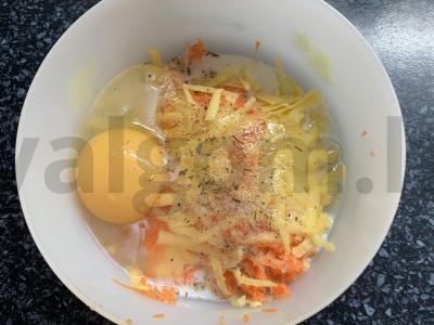 Omletas su morkomis lavašo krepšelyje Žingsnis 4