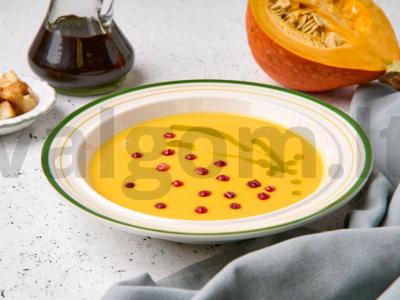 Moliūgų kreminė sriuba su kalakutiena pagrindine nuotrauka