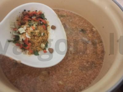 Greitai paruošiamas sriuba su makaronais mėsos sultinyje Žingsnis 6