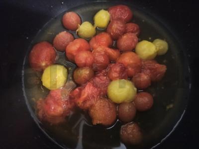 Perloja su pomidorais ir baziliku Žingsnis 2