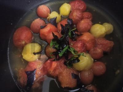 Perloja su pomidorais ir baziliku Žingsnis 3