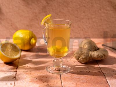 Karštas kokteilis „Imbierinis todis“ pagrindine nuotrauka