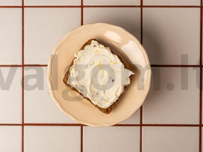 Brusketa su upėtakiu cieviche stiliumi, agurku ir kreminiu sūriu Žingsnis 4