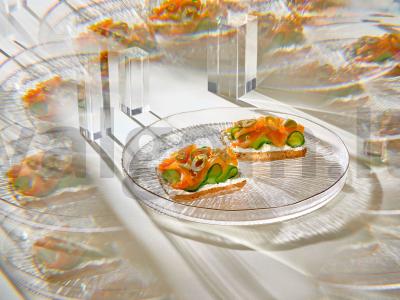 Brusketa su upėtakiu cieviche stiliumi, agurku ir kreminiu sūriu pagrindine nuotrauka