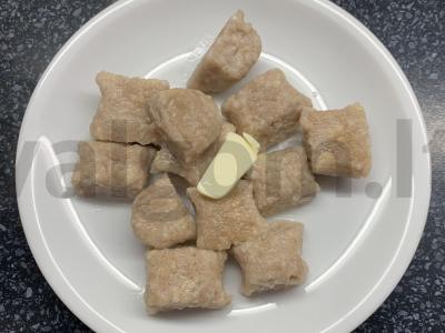 Patingėlių virtinukai su rugine miltais pagrindine nuotrauka