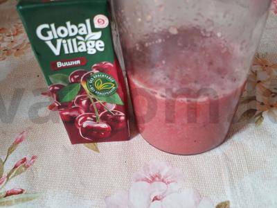 Smuzi su agrastais ir vyšnių sultimis Žingsnis 3