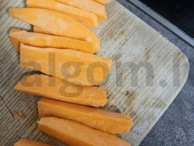 Auksinės saldžiųjų bulvių skiltelės Žingsnis 1